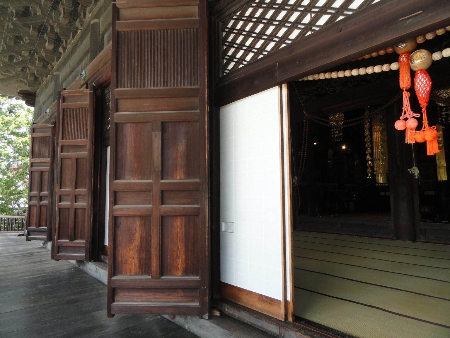 Posuvné panely